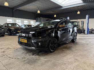 Unfallwagen Dacia Sandero Stepway 1.0 TCe 110 Extreme 2023/12