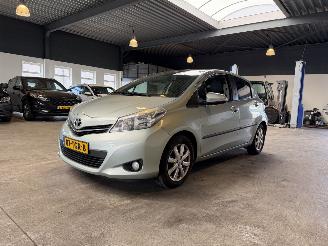 Toyota Yaris 1.3 VVT-i Executive picture 1