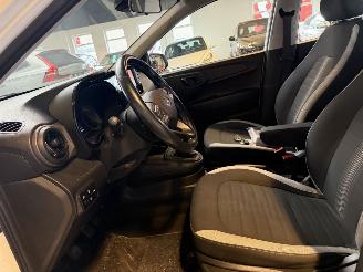 Hyundai I-10 1.0 Comfort picture 17