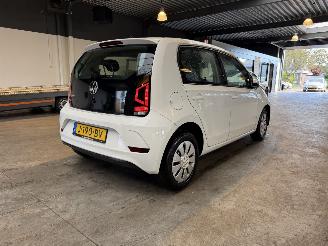 Volkswagen Up! 1.0 BMT move up! picture 5