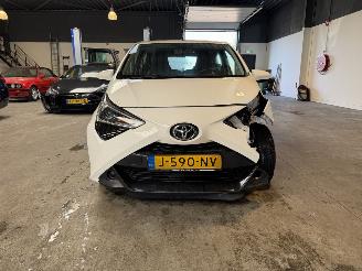 Toyota Aygo 1.0 VVT-i x-play picture 8