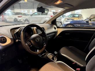 Toyota Aygo 1.0 VVT-i x-play picture 19