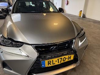 Lexus IS 300h Hybrid Sp. Ed. picture 11