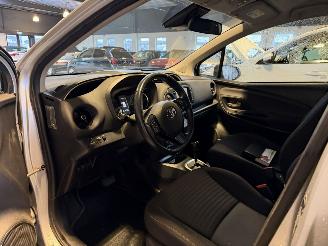 Toyota Yaris 1.5 Hybrid Comfort picture 12