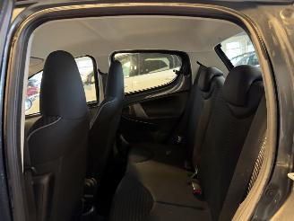 Peugeot 107 1.0 Active picture 15