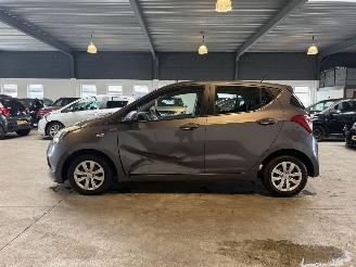 Hyundai I-10 1.0i i-Motion Comfort picture 2