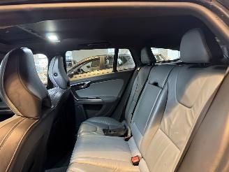 Volvo V-60 2.4 D6 AWD Plug-In Hybrid Summum picture 18
