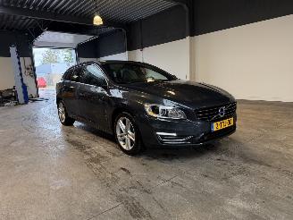 Volvo V-60 2.4 D6 AWD Plug-In Hybrid Summum picture 7