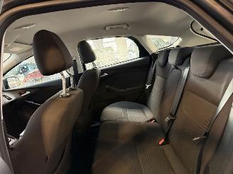 Ford Focus 1.5 EcoBoost picture 15