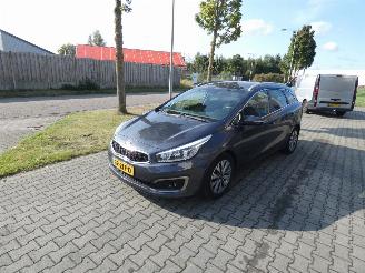 Kia Cee d Sportswagon 1.6 GDI DynamicLine picture 7
