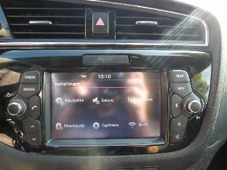 Kia Cee d Sportswagon 1.6 GDI DynamicLine picture 22
