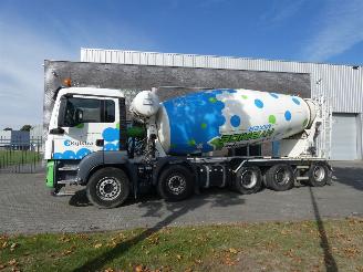 MAN TGS 49.420 10x4 10T gestuurde as achter picture 1
