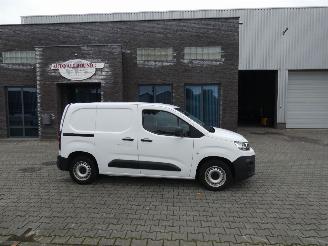 skadebil bedrijf Citroën Berlingo 1.6 BlueHDI Club 2019/9