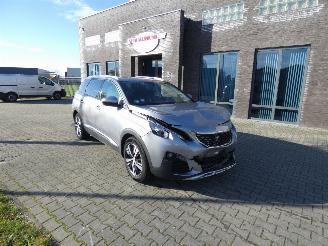 Peugeot 5008 1.2 PureTech GT-Line 1ste eigenaar dealer onderhouden!!! picture 2