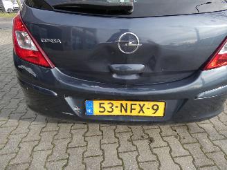 Opel Corsa 1.2-16V 111 Edition picture 5