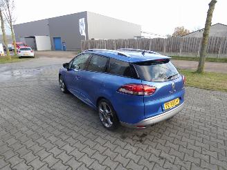 Renault Clio Estate 1.2 GT picture 6