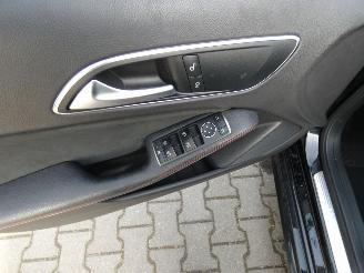 Mercedes A-klasse 180 Business Solution AMG picture 12