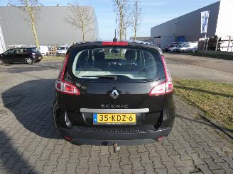Renault Scenic 1.4 TCE Bns Sport picture 4