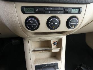 Volkswagen Tiguan 2.0 TDI Comfort&Design 4Motion picture 18