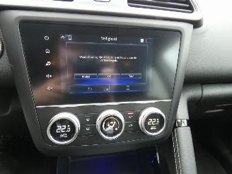 Renault Kadjar 1.3 TCe Limited AUTOMAAT picture 17