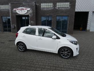 ocasión turismos Kia Picanto 1.0 CVVT ComfortPlusLine Navigator 2018/3
