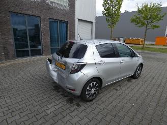 Toyota Yaris 1.5 Full Hybrid Asp picture 3