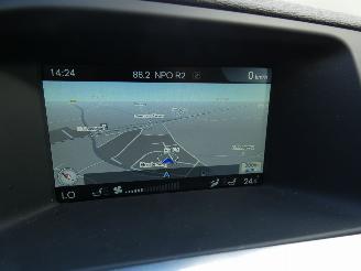 Volvo V-60 PLUG IN HYBRID 2.4 D6 AWD Pl.i Sum. picture 22