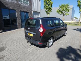 Dacia Lodgy 1.2 TCe Lauréate 5p. picture 3