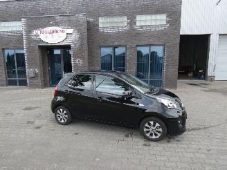 damaged passenger cars Kia Picanto 1.0 CVVT EconomyPlusLine 2017/2