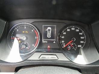 Volkswagen Crafter 35 2.0 TDI L3H3 Highline picture 15