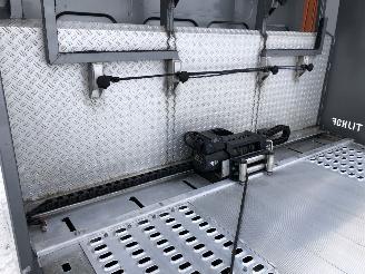 DAF LF 210 Autotransporter met Tijhof opbouw picture 16