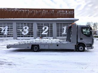 DAF LF 210 Autotransporter met Tijhof opbouw picture 6