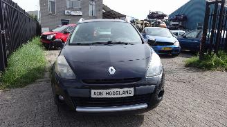 Vrakbiler auto Renault Clio III Grandtour 1.2 (D4F D7) 55 KW 5 BAK 2012/1