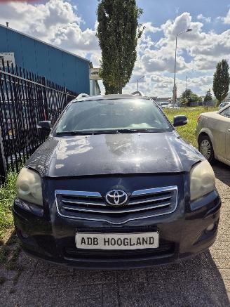  Toyota Avensis Wagon (T25/B1E) Combi 2.2 D-4D 16V D-CAT (2AD-FHV) [130kW] 6-BAK 2007/1