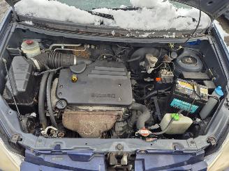 Suzuki Liana (ERC/ERD/RH4) Hatchback 5-drs 1.6 MPi 16V (M16A) [76kW] picture 7