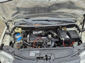 Volkswagen Caddy III (2KA,2KH,2CA,2CH) Van 2.0 SDI (BST) [51kW] 5-BAK picture 7