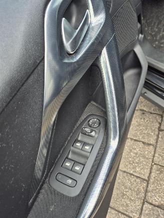 Peugeot 2008 (CU) MPV 1.2 12V e-THP PureTech 110 (EB2DT(HNZ)) [81kW] picture 8