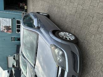 Coche siniestrado Opel Astra H (L48) Hatchback 5-drs 1.6 16V Twinport (Z16XEP(Euro 4)) [77kW] 2006/1