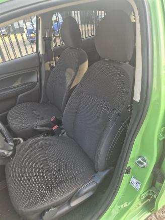 Mitsubishi Space-star (A0) Hatchback 1.2 12V (3A92) [59kW] picture 9