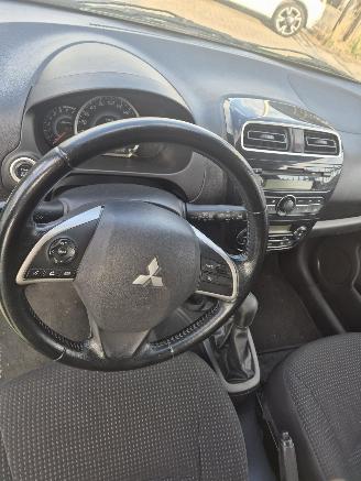 Mitsubishi Space-star (A0) Hatchback 1.2 12V (3A92) [59kW] picture 8