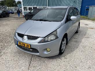 Uttjänta bilar auto Mitsubishi Grandis (NA) MPV 2.4 16V MIVEC (4G69) 2004/10