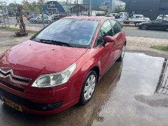 skadebil auto Citroën C4 C4 Berline (LC) Hatchback 5-drs 1.6 16V (TU5JP4(NFU)) [81kW] 2007/1