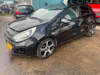 Schadeauto Kia Rio Rio III (UB) Hatchback 1.2 CVVT 16V (G4LA5) [63kW] 2012/1