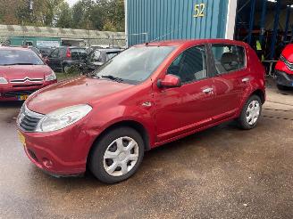 skadebil auto Dacia Sandero Sandero I (BS) Hatchback 1.4 (K7J-710(K7J-A7)) [55kW] 2008/10
