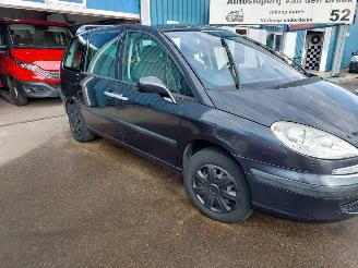 Peugeot 807 2.0 16V picture 3