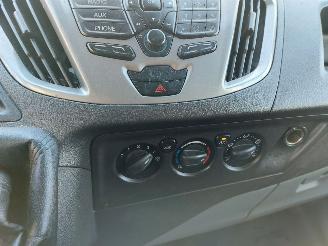 Ford Transit Custom Transit Custom Van 2.2 TDCi 16V picture 10