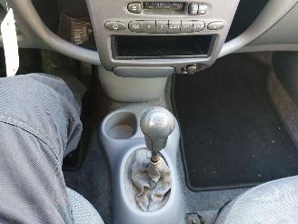 Toyota Yaris Yaris (P1) Hatchback 1.3 16V VVT-i picture 9