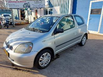 Avarii autoturisme Toyota Yaris Yaris (P1) Hatchback 1.3 16V VVT-i 2001/2
