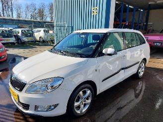 Auto incidentate Skoda Fabia Fabia II Combi Combi 5-drs 1.2 TDI 12V 2011/10