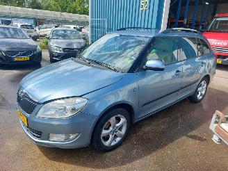 krockskadad bil auto Skoda Fabia Fabia II Combi Combi 5-drs 1.2 TSI 2011/7
